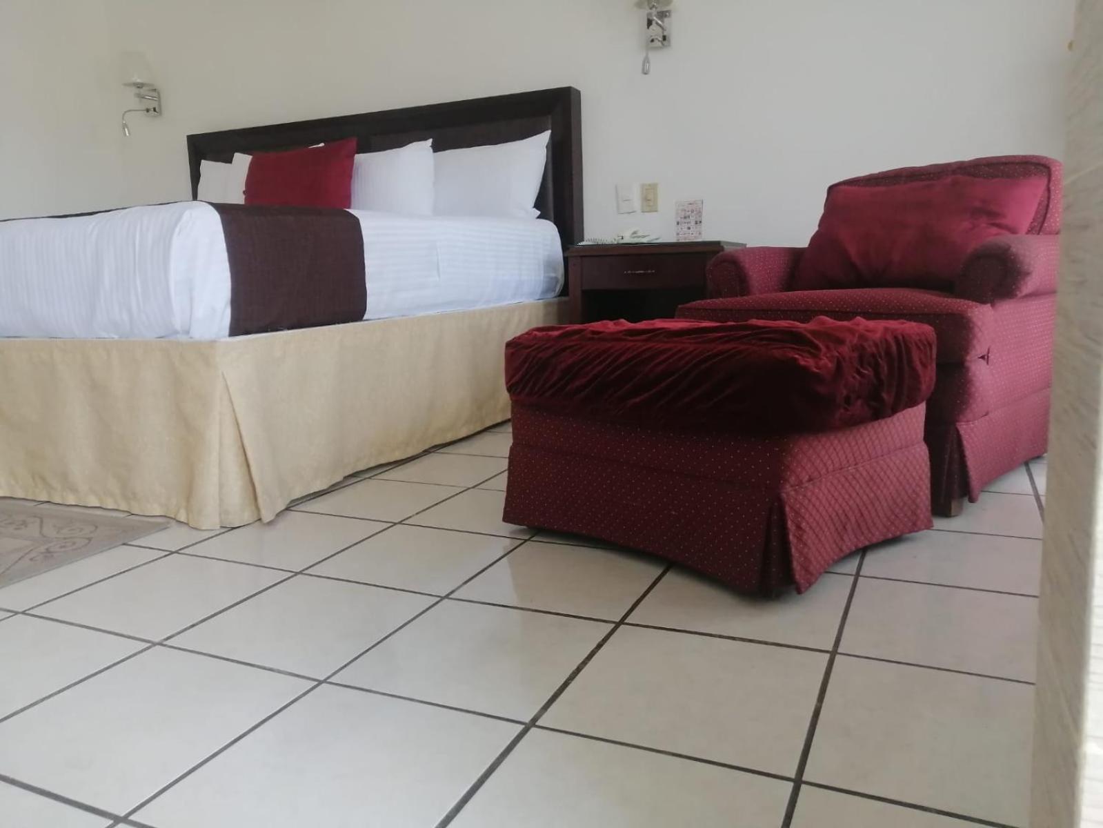 Hotel Villa Las Rosas Tepic Exterior foto